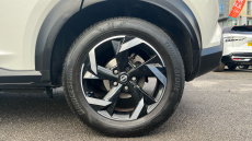 Nissan Juke 1.0 DiG-T 114 N-Connecta 5dr DCT Petrol Hatchback